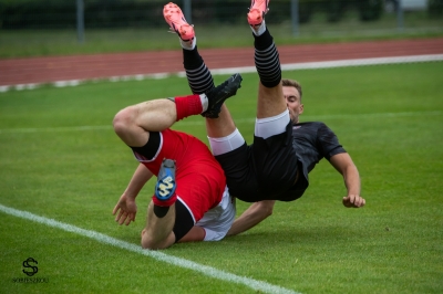 XXXIII kolejka ligowa: Polonia Leszno - HURAGAN 3:1 (2:1)	