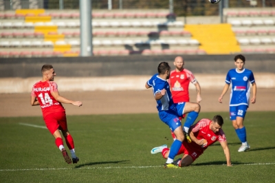 XIV kolejka ligowa: Centra Ostrów Wlkp. - HURAGAN 0:0	